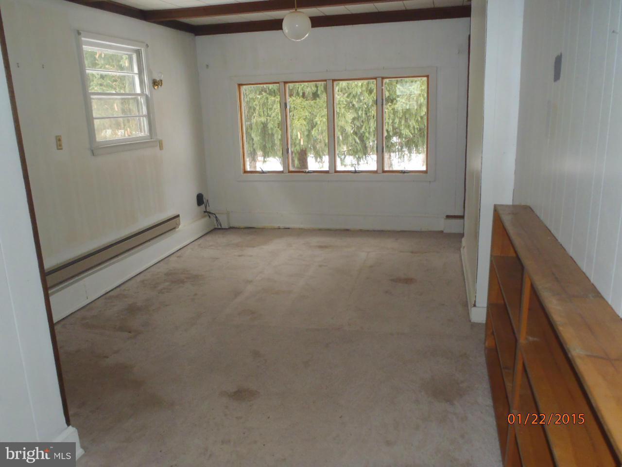 11298 Russell Road Purcellville, VA 20132 - Photo 7 of 16 Interior (General)