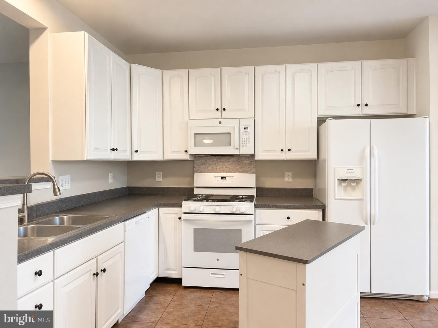 9424 Singleton Place Frederick, MD 21704 - Photo 5 of 33