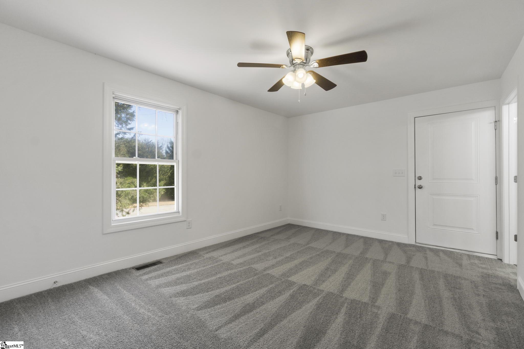 436 Thackston Road Fountain Inn, SC 29644 - Photo 11 of 30