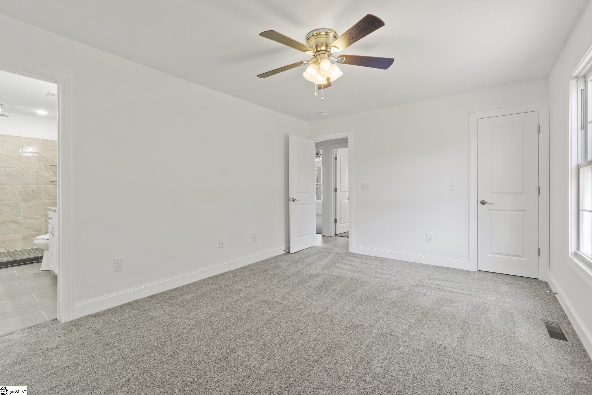 436 Thackston Road Fountain Inn, SC 29644 - Photo 12 of 30