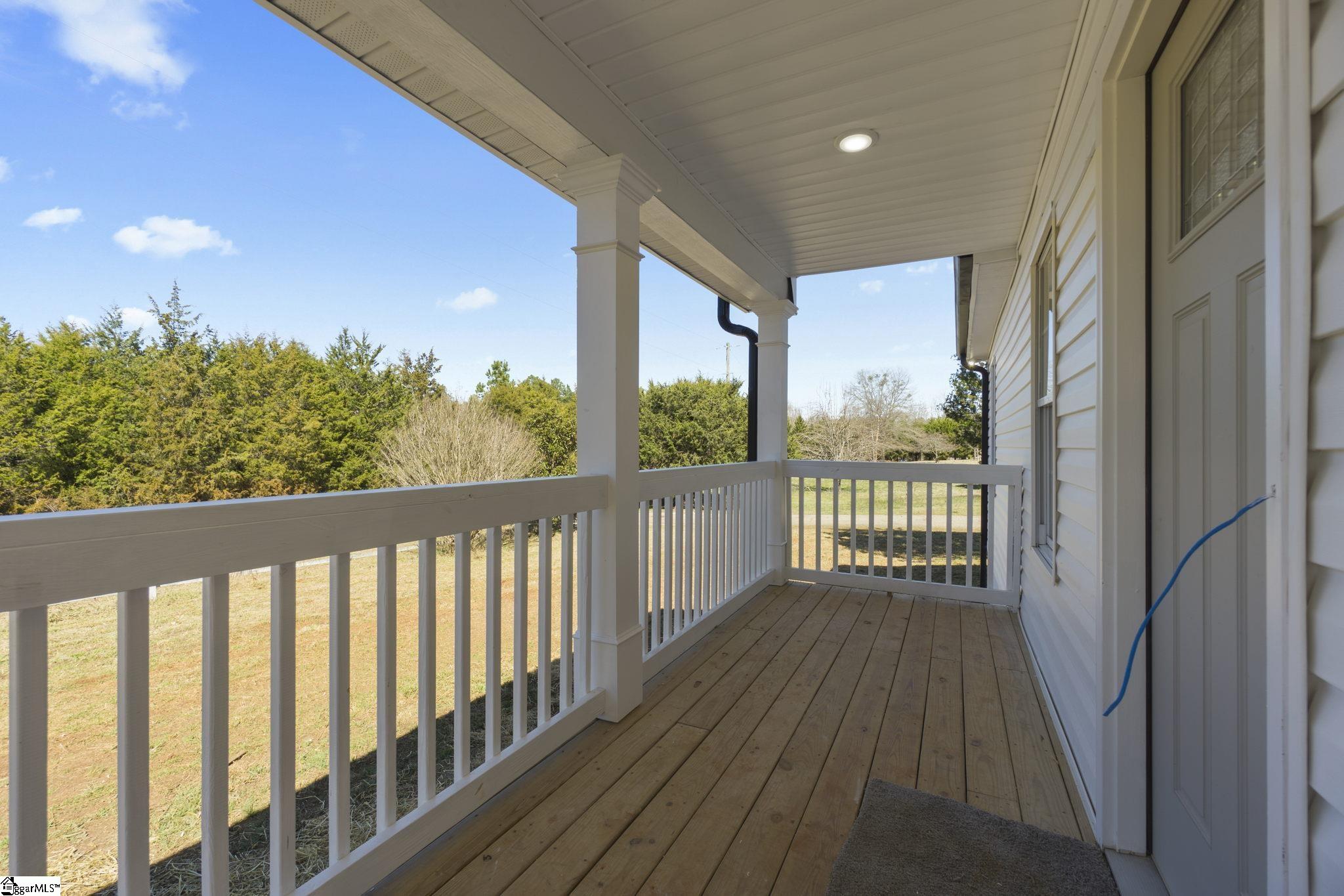 436 Thackston Road Fountain Inn, SC 29644 - Photo 2 of 30