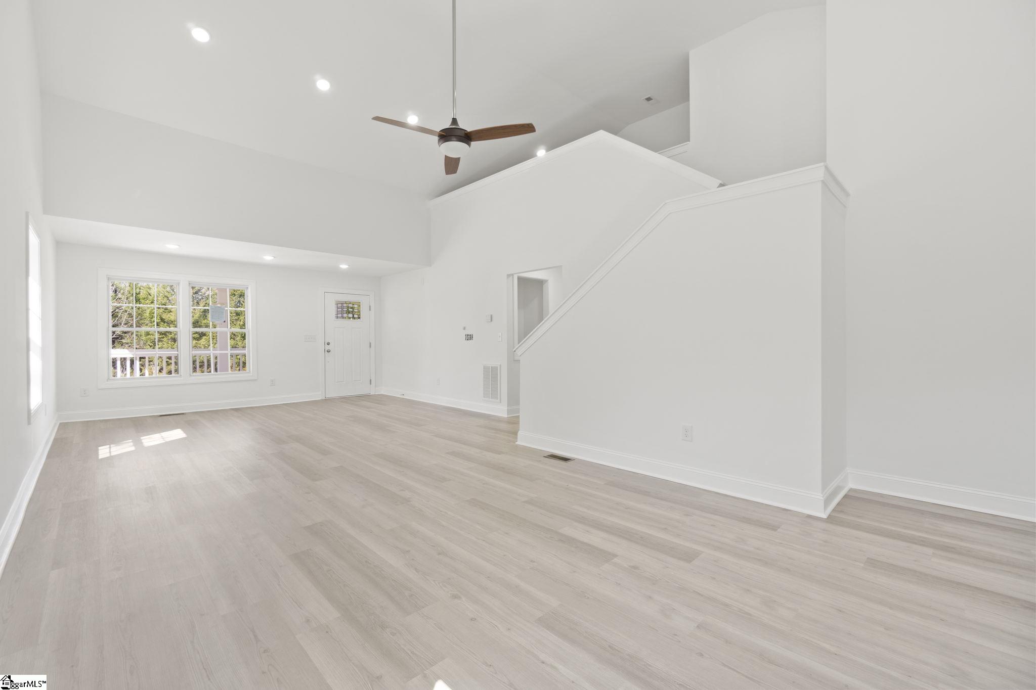 436 Thackston Road Fountain Inn, SC 29644 - Photo 5 of 30