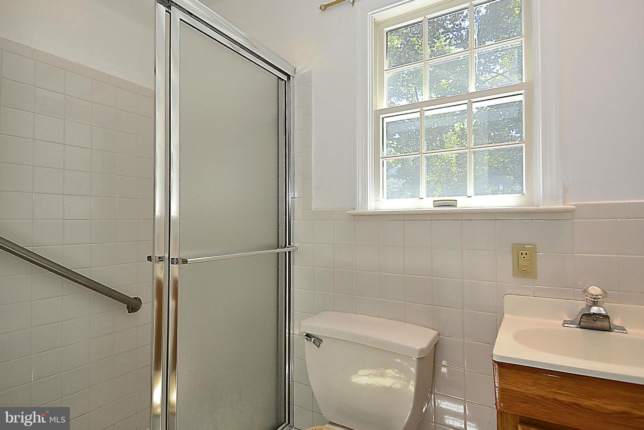 8411 Galveston Road Silver Spring, MD 20910 - Photo 13 of 23 Main Bath