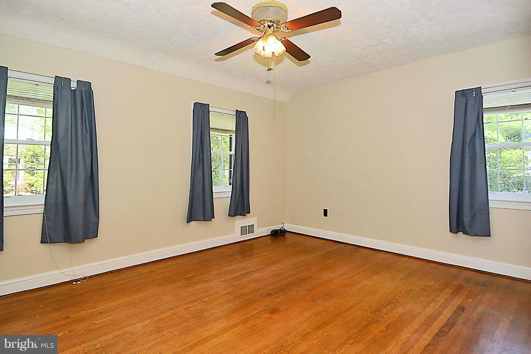 8411 Galveston Road Silver Spring, MD 20910 - Photo 14 of 23 Bedroom (Master)