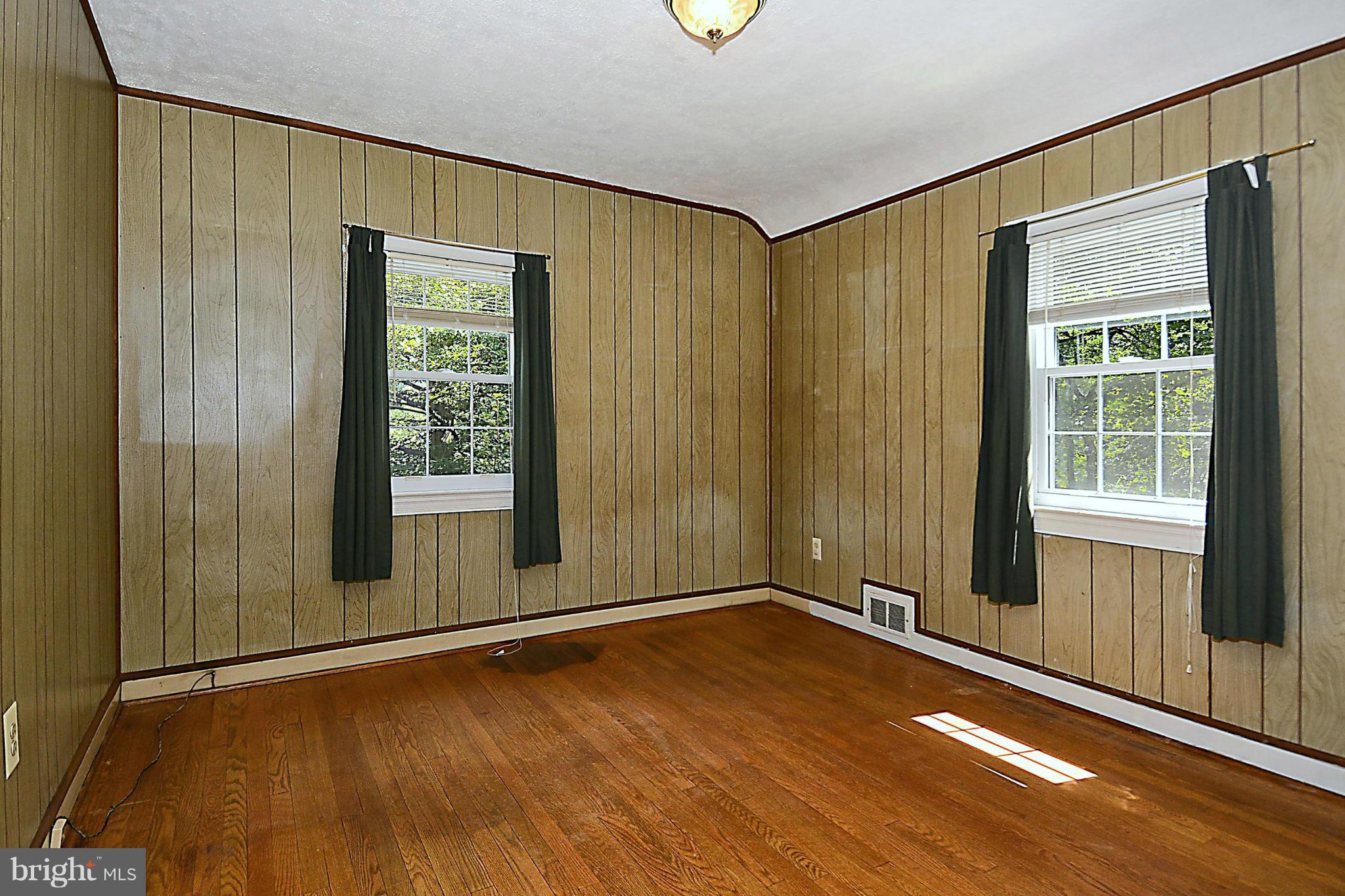 8411 Galveston Road Silver Spring, MD 20910 - Photo 16 of 23 Bedroom 4