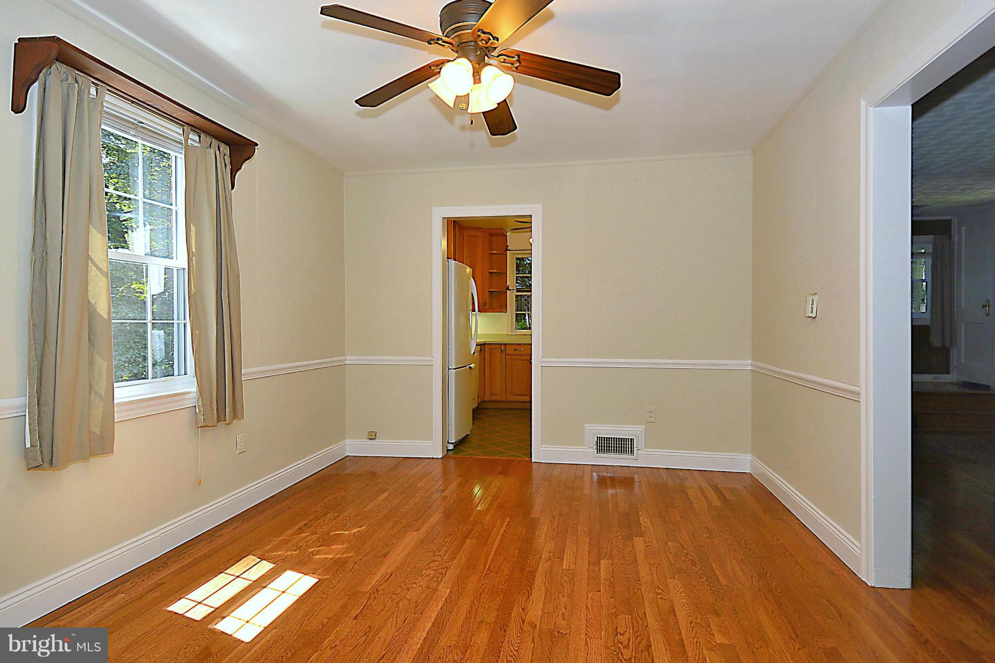 8411 Galveston Road Silver Spring, MD 20910 - Photo 8 of 23 Dining Room