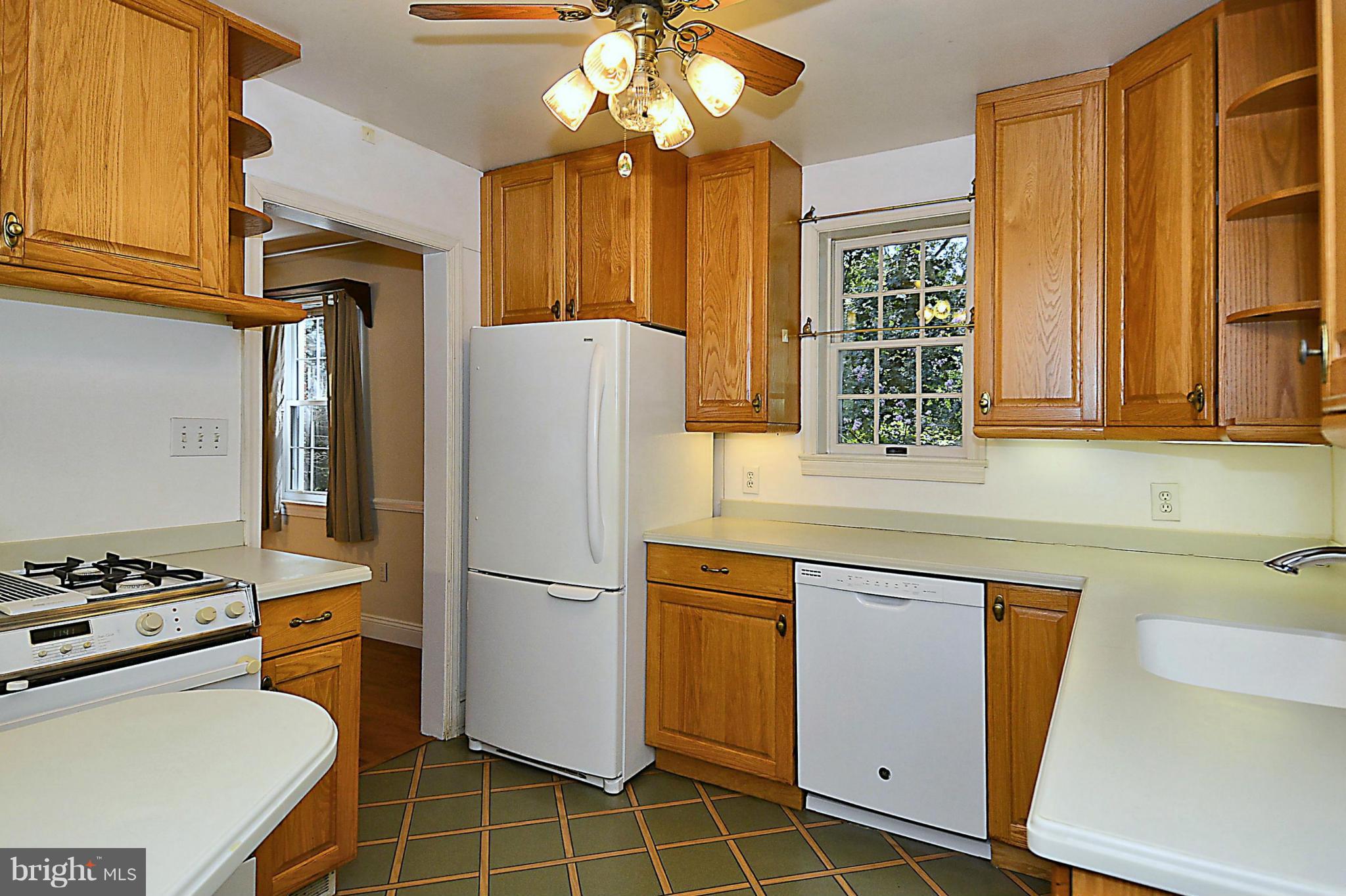 8411 Galveston Road Silver Spring, MD 20910 - Photo 9 of 23 Kitchen