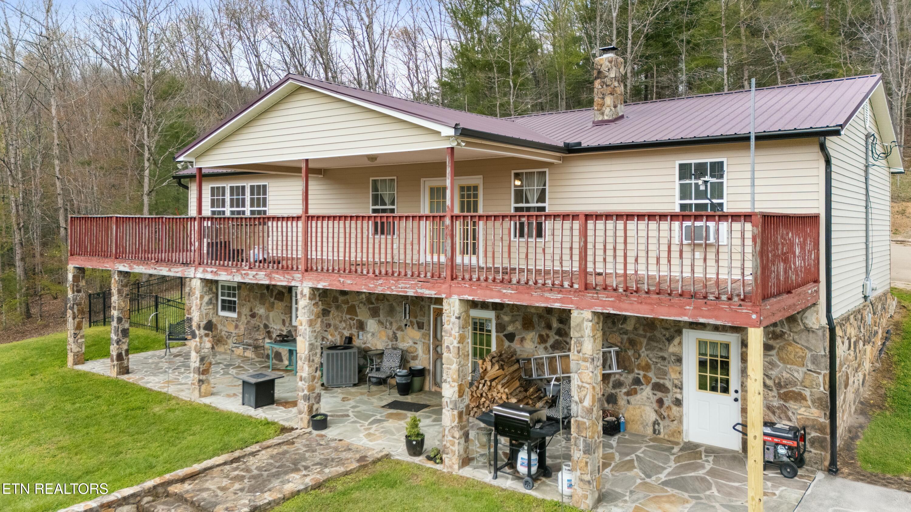 247 Gerald Bonham Road Lancing, TN 37770 - Photo 2 of 40 tempImage1B9FSz