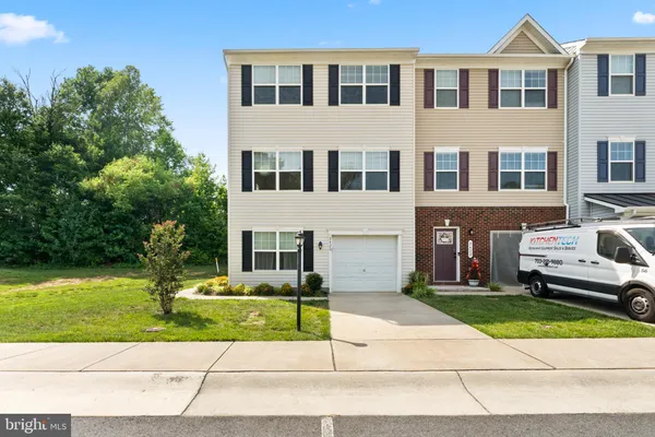 $400,000 | 2420 Drake Lane, Fredericksburg, VA 22408