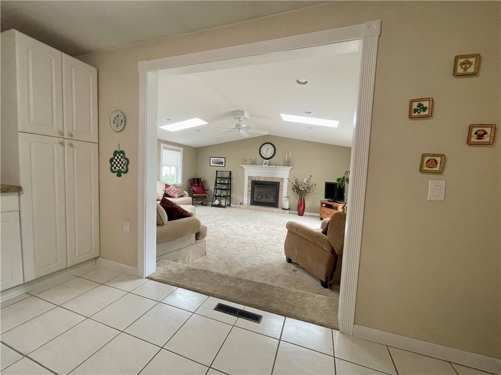 16 Meadowbrook Drive Auburn, NY 13021 - Photo 6 of 26 Kitchen