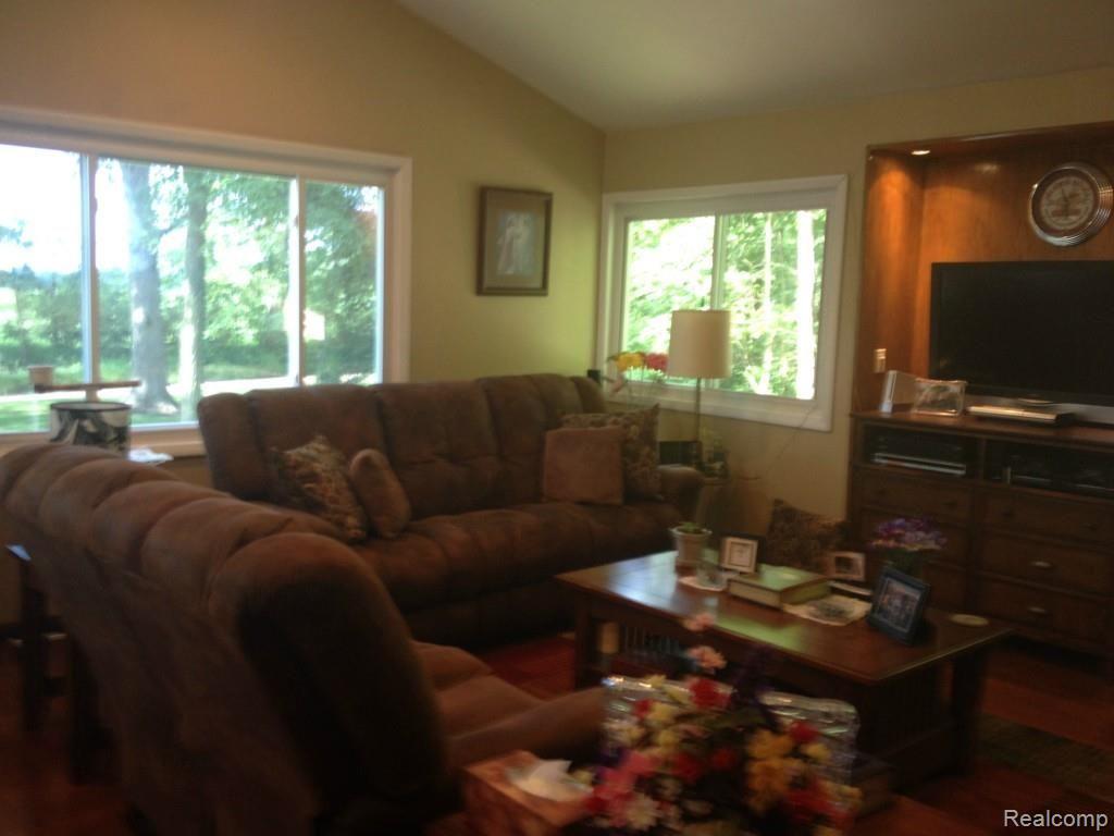 6250 East Dean Road Howell, MI 48855 - Photo 9 of 23 Dean16.jpg