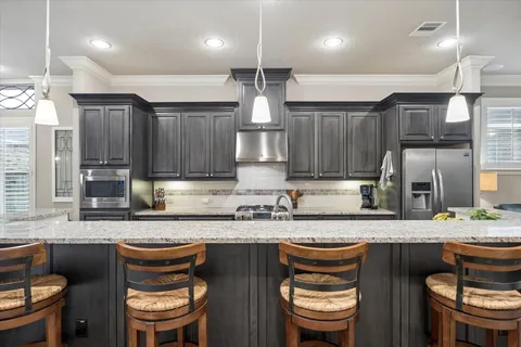 $479,000 | 530 Imperial Boulevard, Sugar Land, TX 77498