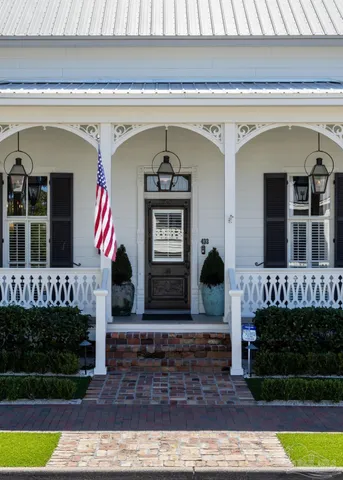 $2,499,999 | 433 East Zaragoza Street, Pensacola, FL 32502