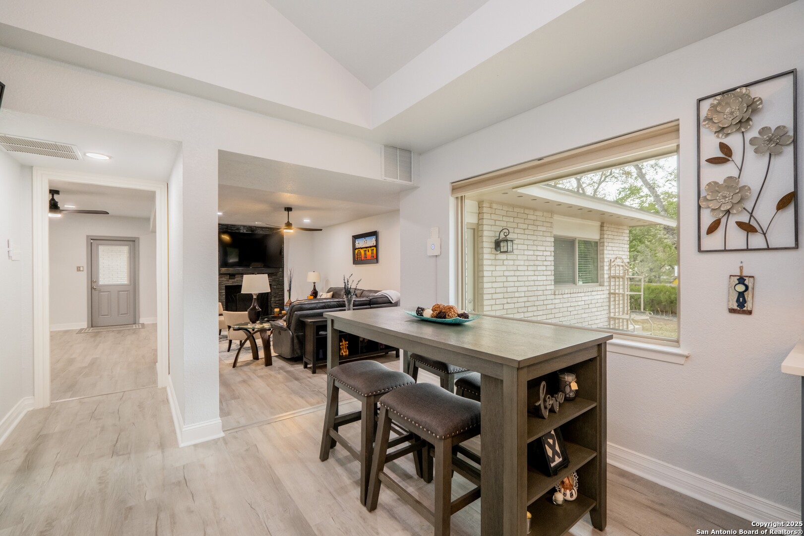 87 Roundup Drive Castle Hills, TX 78213 - Photo 12 of 41