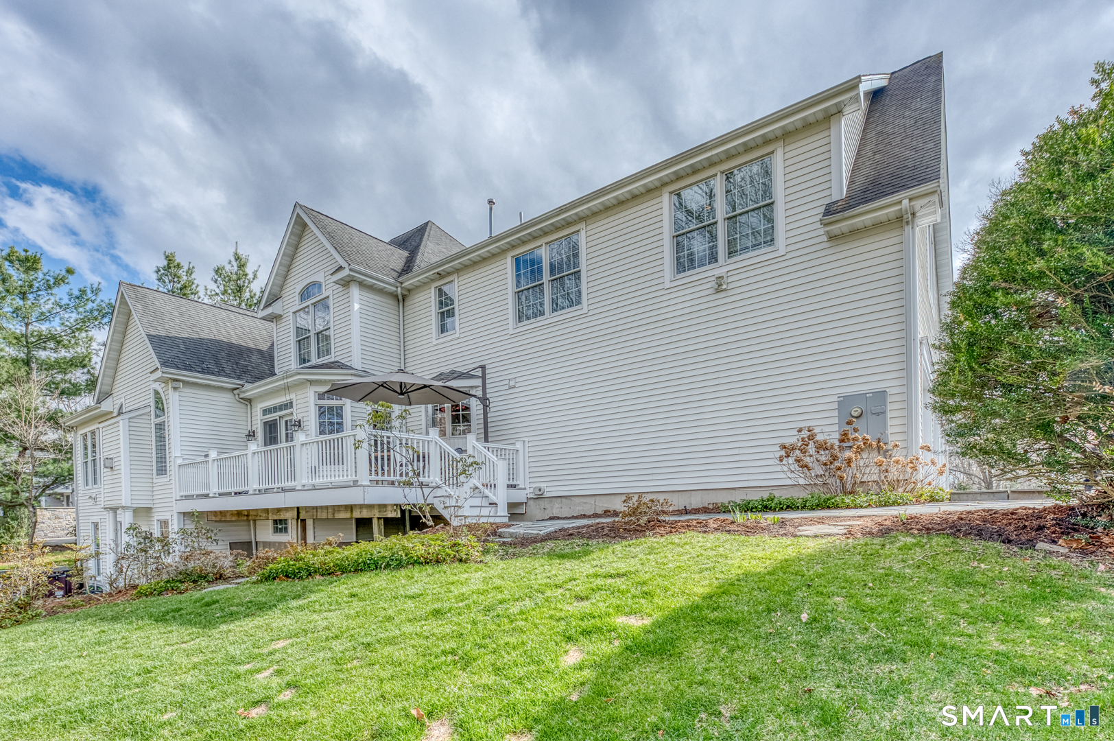 133 Feldspar Ridge Glastonbury, CT 06033 - Photo 10 of 56