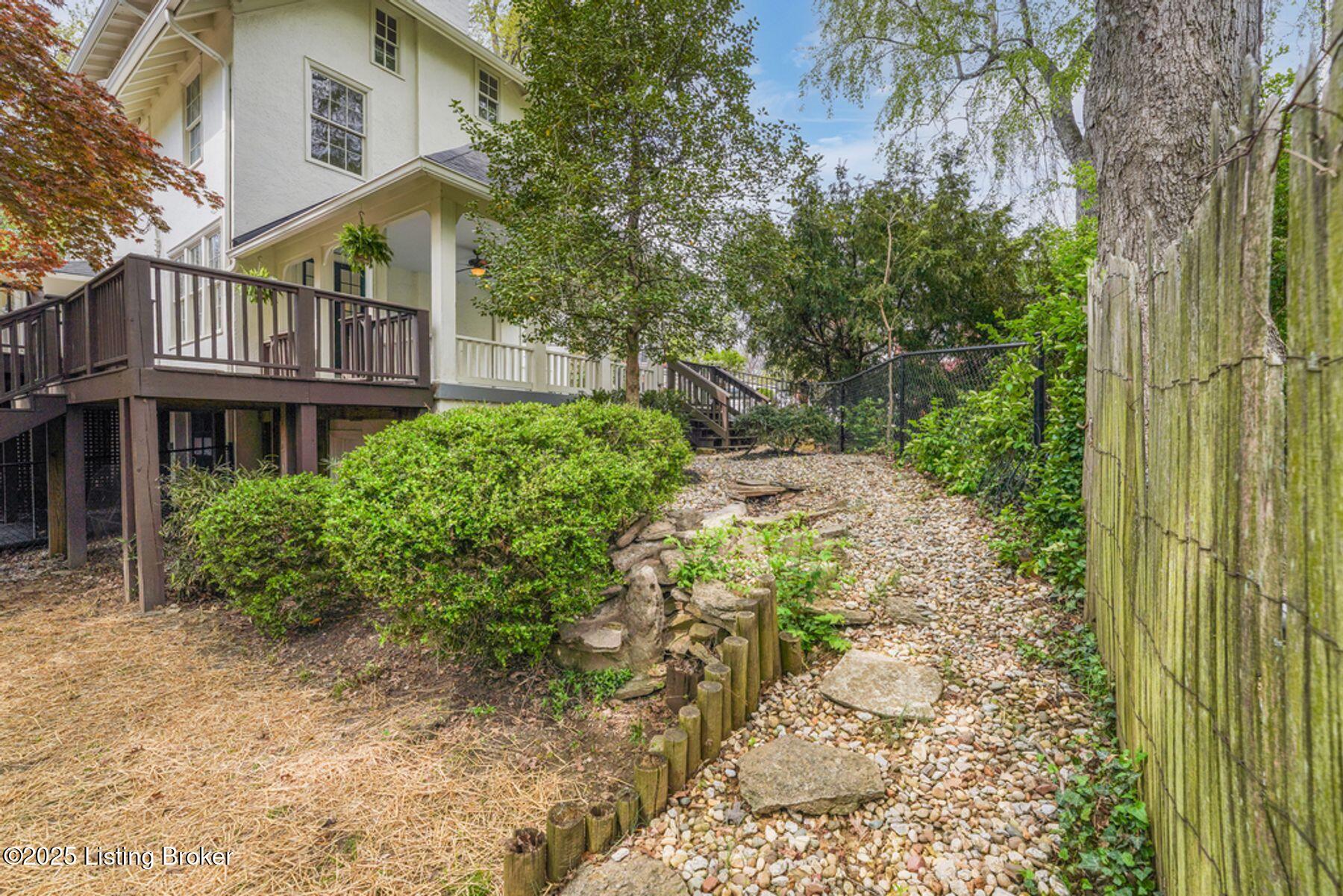 52 Hill Road Louisville, KY 40204 - Photo 72 of 84 photo_online_071