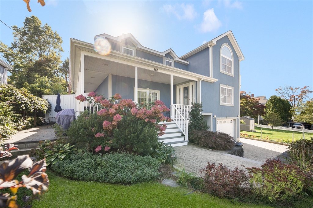 267 Lincoln Avenue Fall River, MA 02720 - Photo 9 of 41 a front view of a house with garden