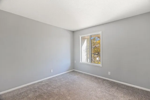 $242,900 | 5729 80th Avenue North, Brooklyn Park, MN 55443