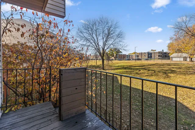 $242,900 | 5729 80th Avenue North, Brooklyn Park, MN 55443