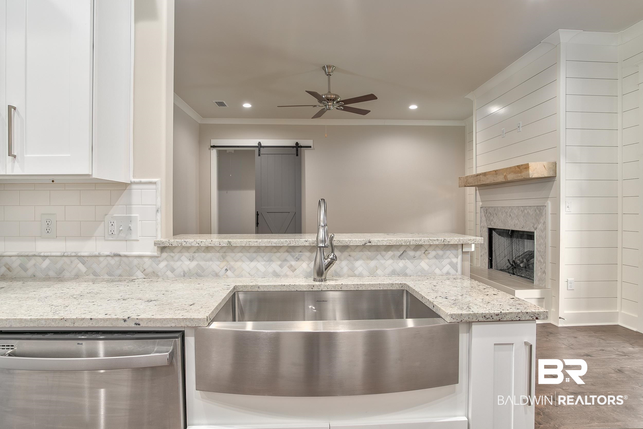 20269 Bunker Loop Fairhope, AL 36532 - Photo 14 of 48