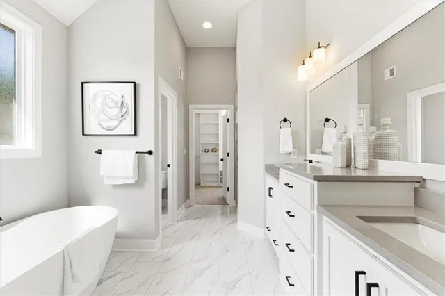 $709,950 | 7007 North Kirkwood Avenue, Kansas City, MO 64151