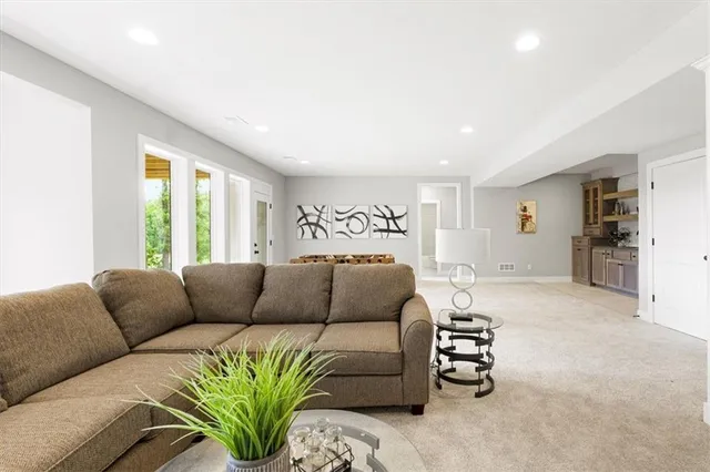 $709,950 | 7007 North Kirkwood Avenue, Kansas City, MO 64151