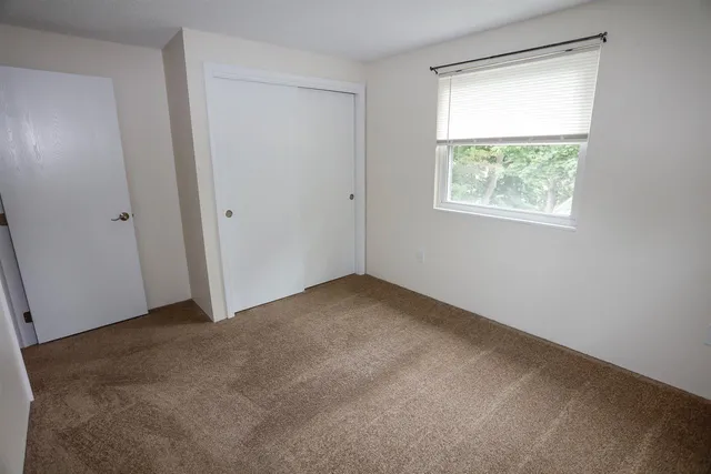 $1,895 | 481 Merrimack Street, Unit 4, Manchester, NH 03103