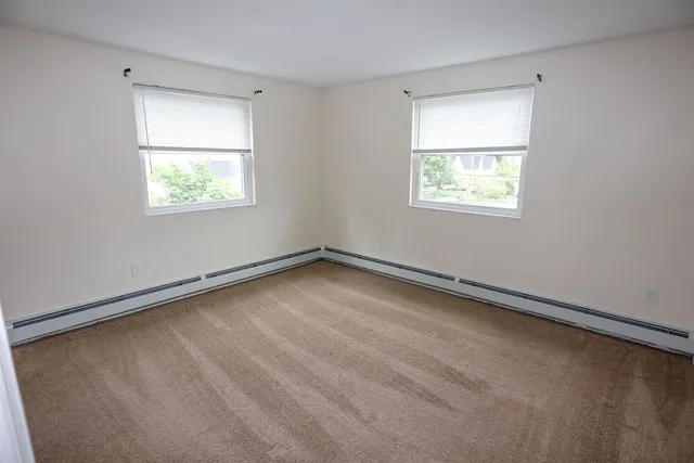 $1,895 | 481 Merrimack Street, Unit 4, Manchester, NH 03103