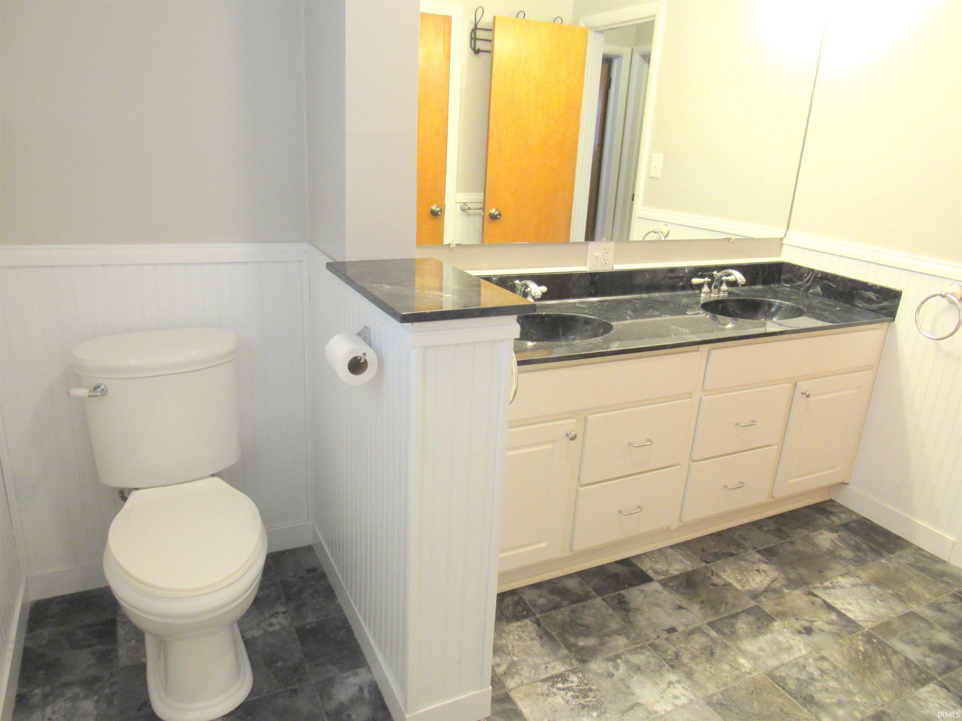 3645 South Rogers Street Bloomington, IN 47403 - Photo 13 of 19