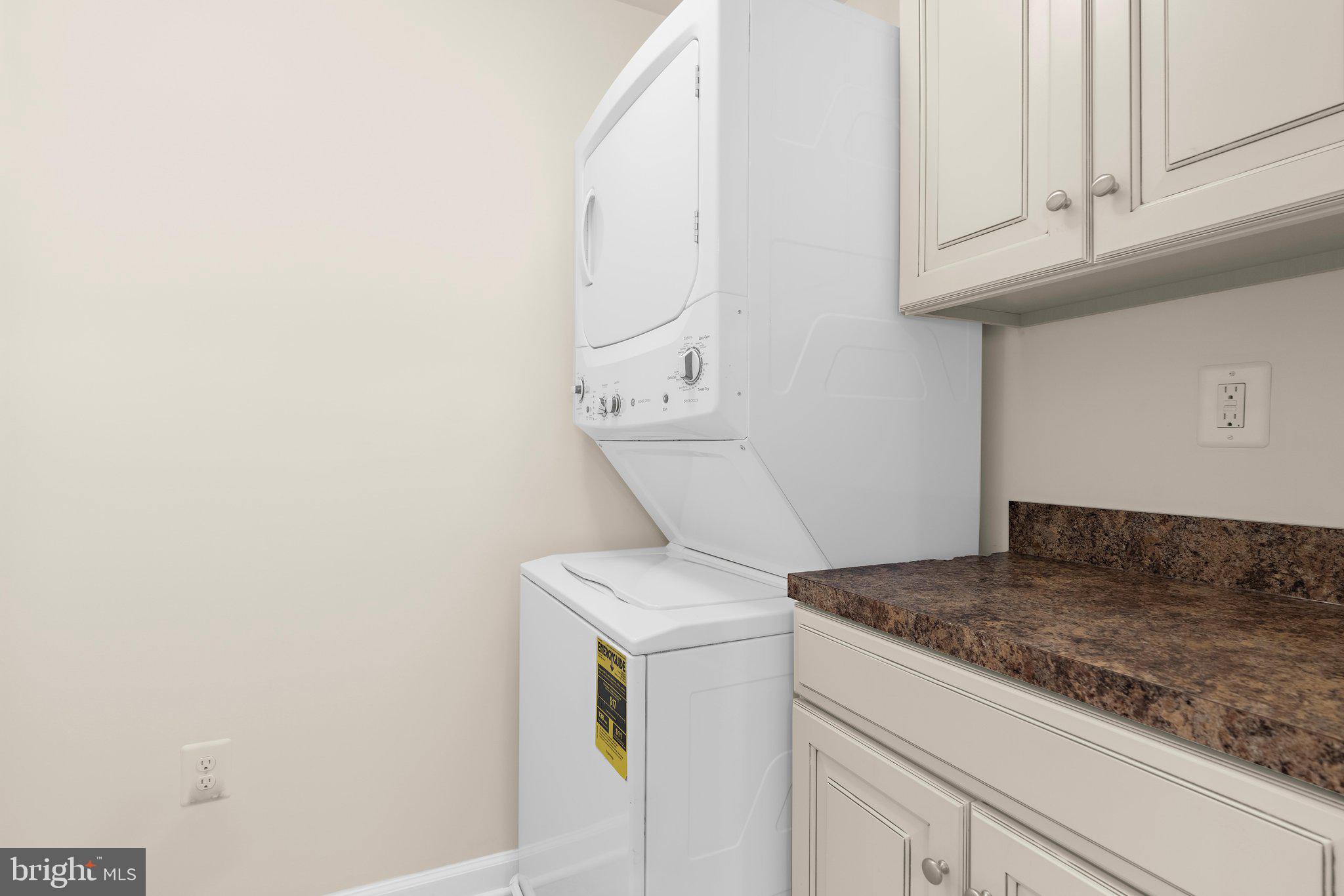 8016 Orchard Grove Road Odenton, MD 21113 - Photo 28 of 52 Laundry on Upper Level