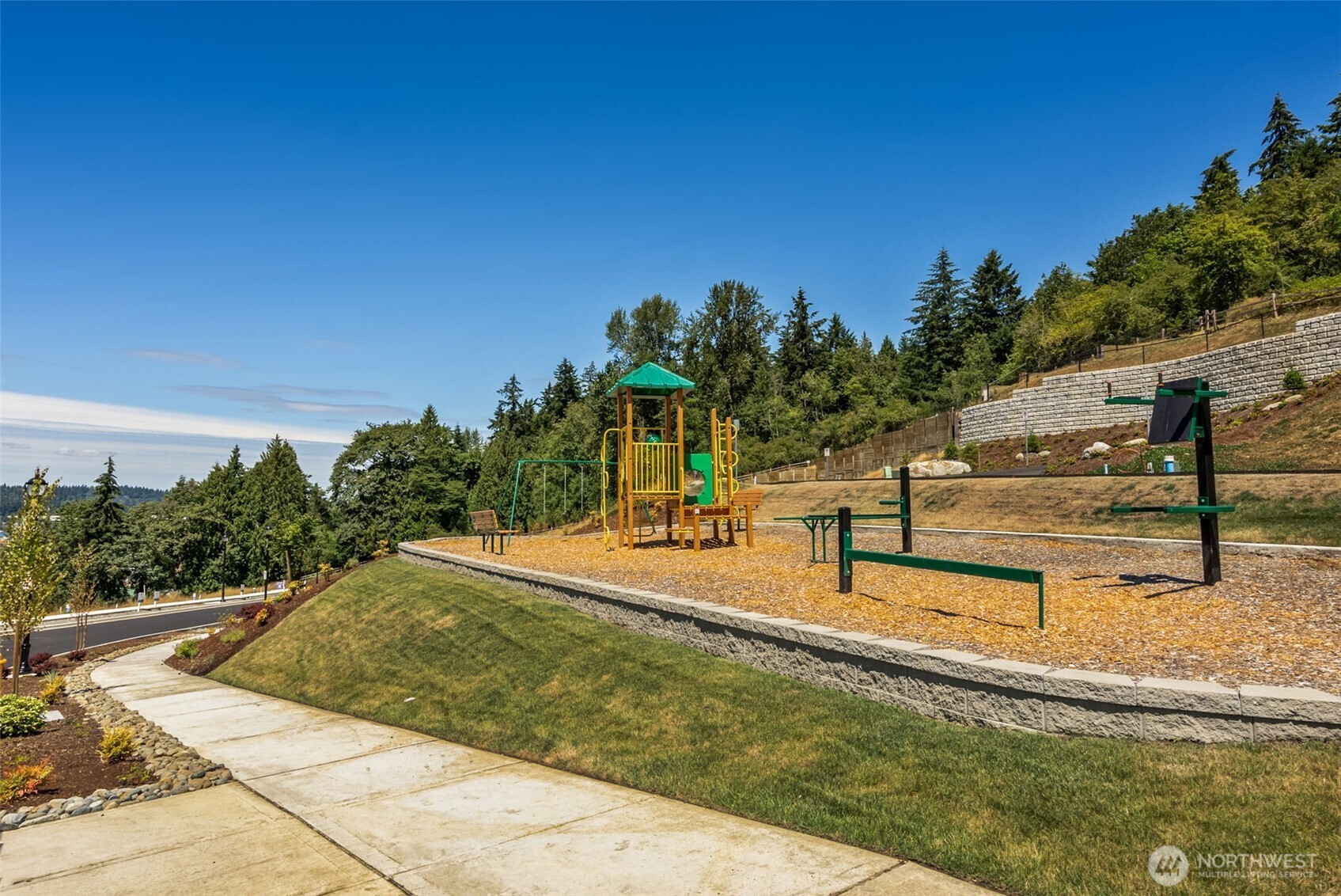 4249 Aberdeen Way Northeast Renton, WA 98056 - Photo 33 of 38 a swimming pool with an outdoor seating