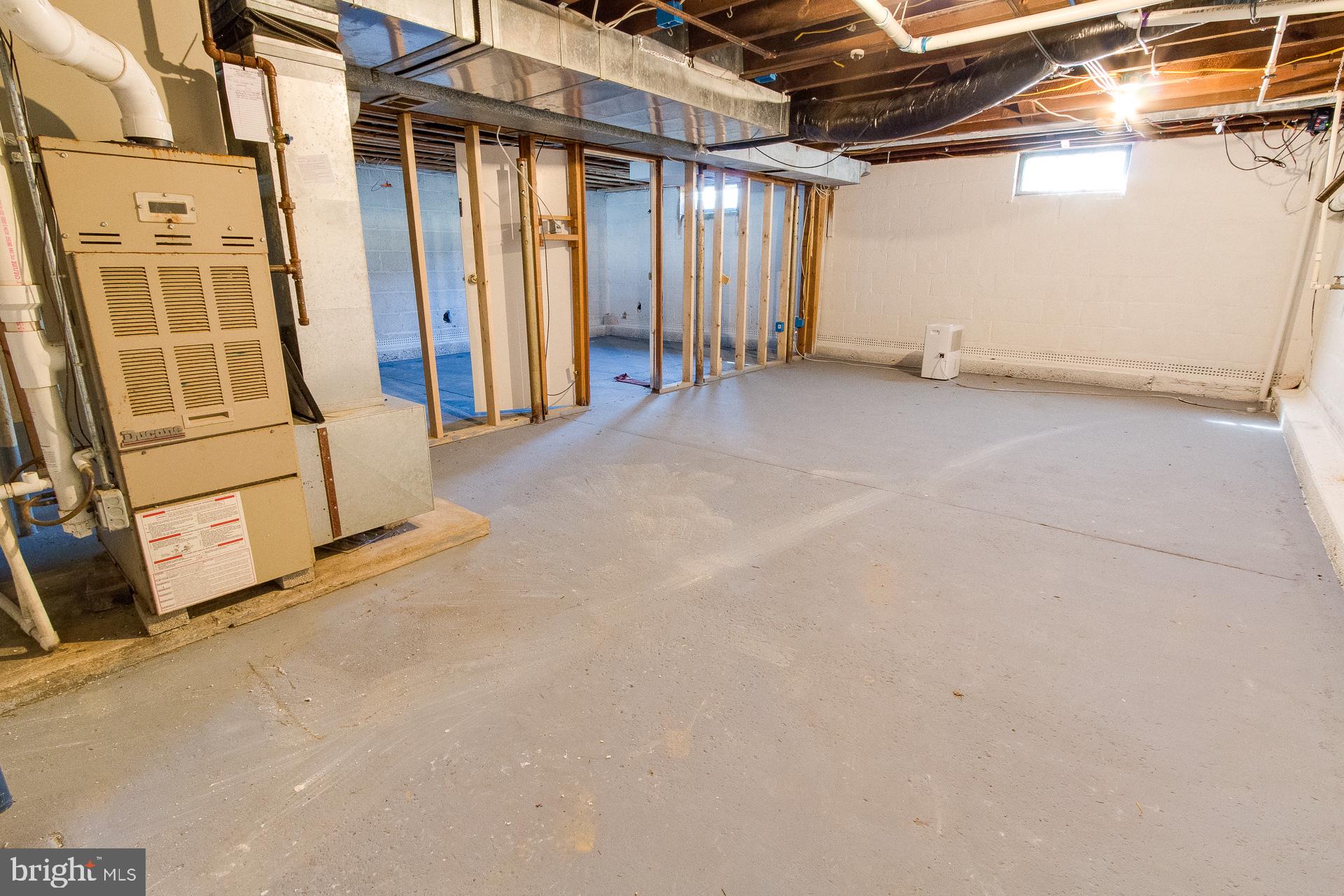 4693 East Prospect Road York, PA 17406 - Photo 30 of 35 Gallery Image 30