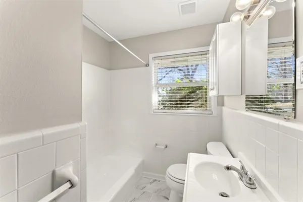 $2,300 | 2352 Elmwood Circle Southeast, Atlanta, GA 30339