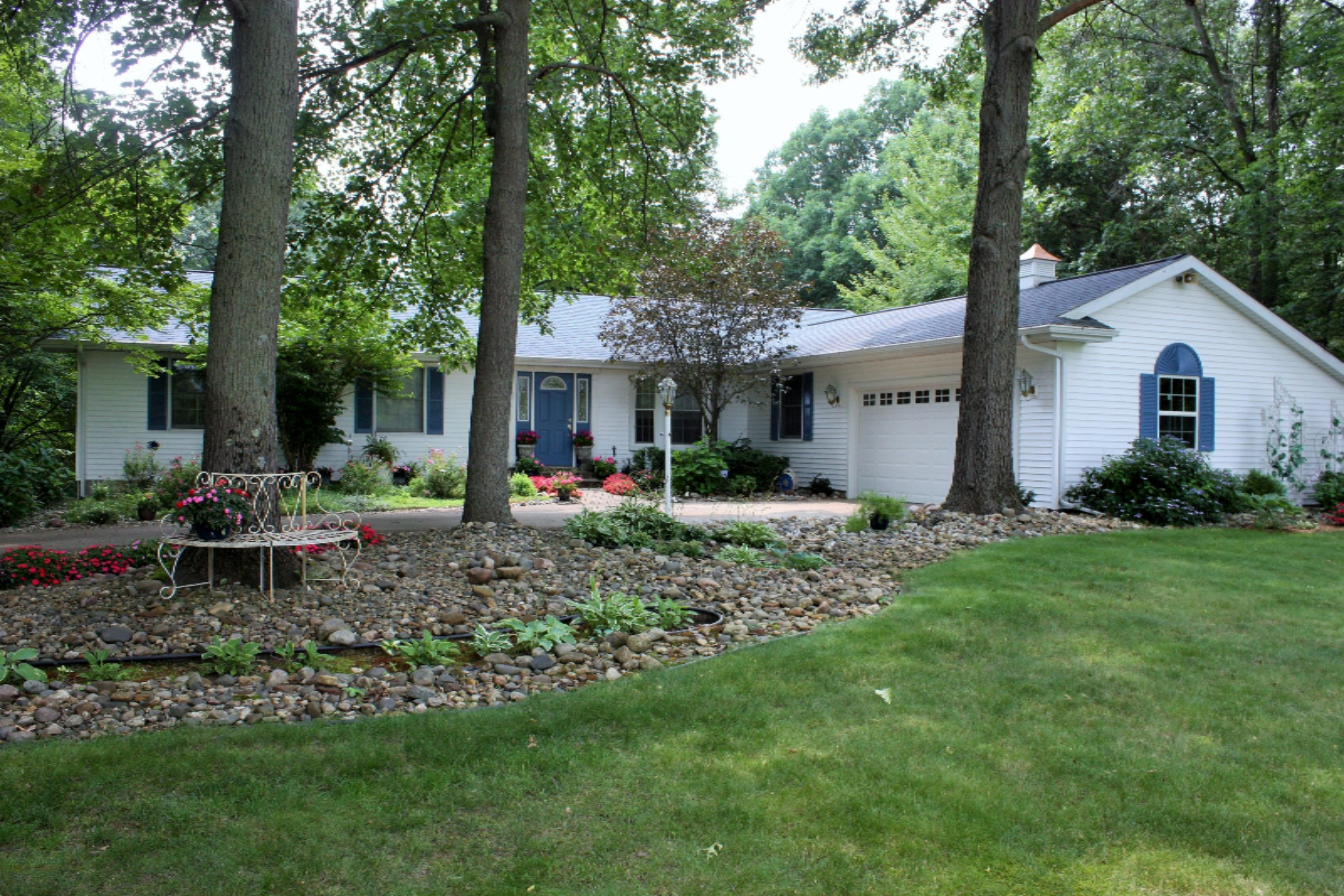 15593 Shady Lane Three Rivers, MI 49093 - Photo 1 of 65 IMG_9718