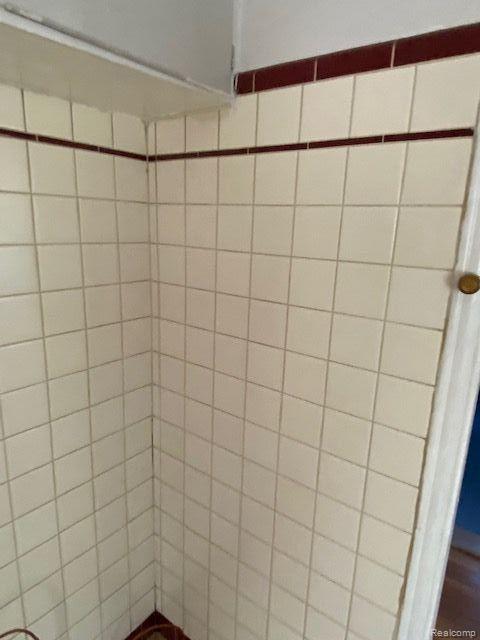 10731 Balfour Road Detroit, MI 48224 - Photo 6 of 33