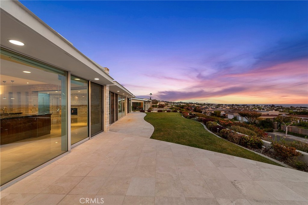 2801 Setting Sun Drive Corona del Mar, CA 92625 - Photo 28 of 30