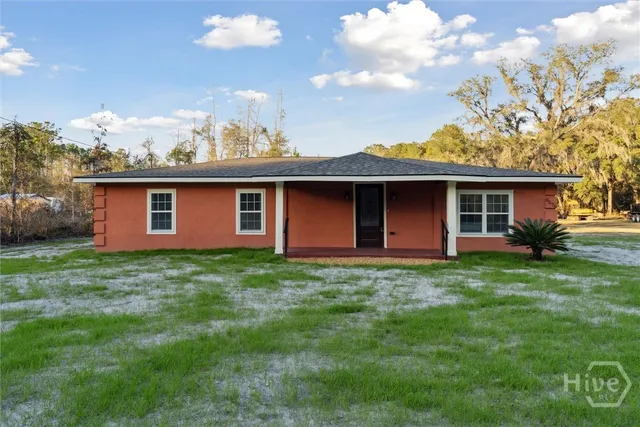 $1,800 | 8576 East B Cooper Highway, Midway, GA 31320