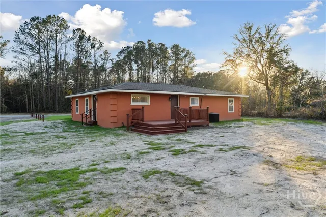 $1,800 | 8576 East B Cooper Highway, Midway, GA 31320
