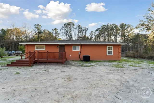 $1,800 | 8576 East B Cooper Highway, Midway, GA 31320