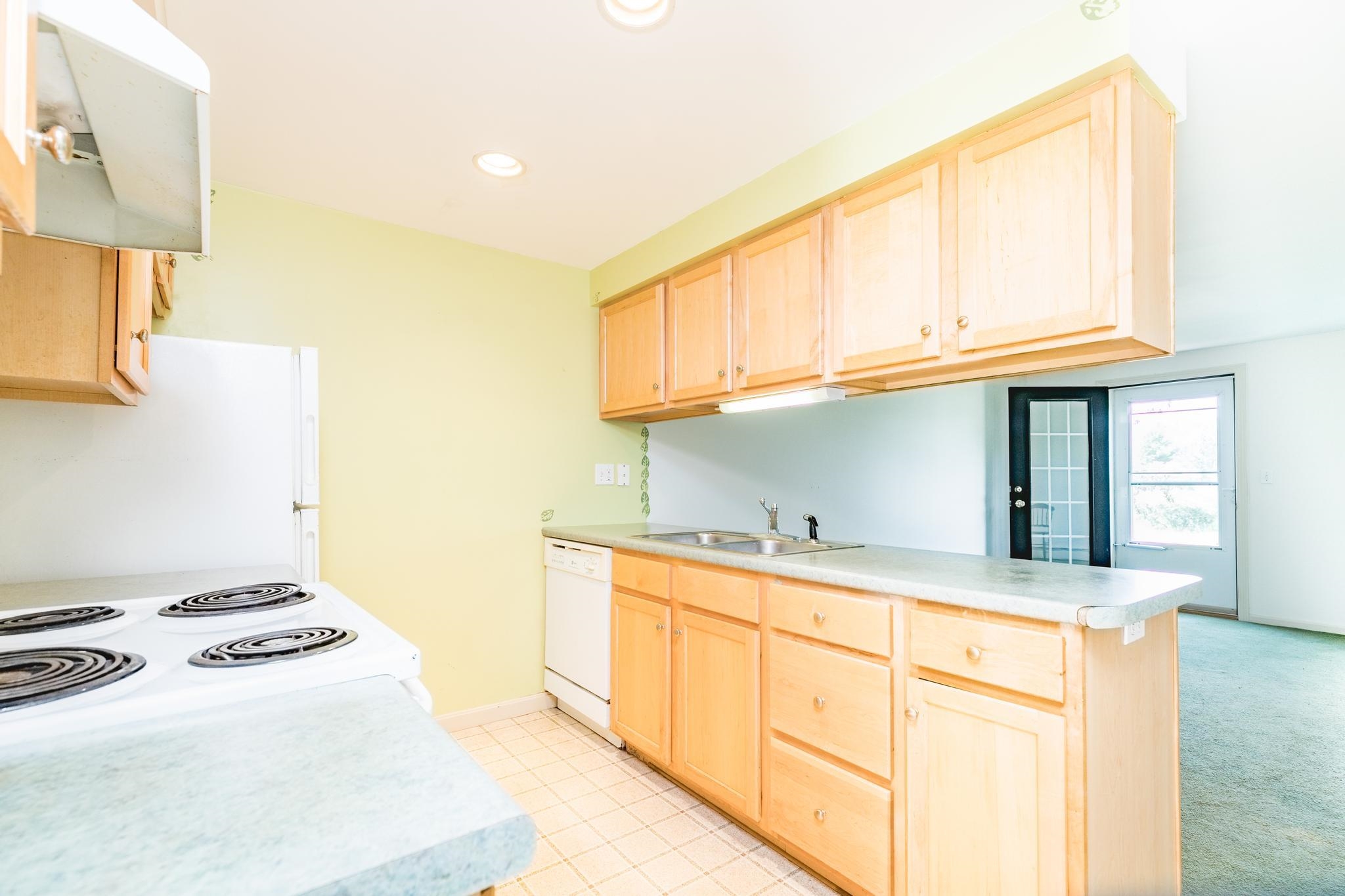 2 Elizabeth Road South Berwick, ME 03908 - Photo 17 of 29