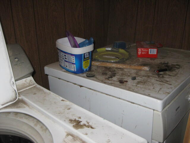 56650 McKinney Road Silver Lake, OR 97638 - Photo 31 of 37 Washer & Dryer