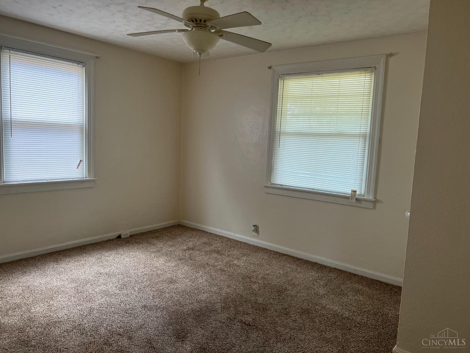 2996 Diehl Road Cincinnati, OH 45211 - Photo 7 of 18 Gallery Image 7