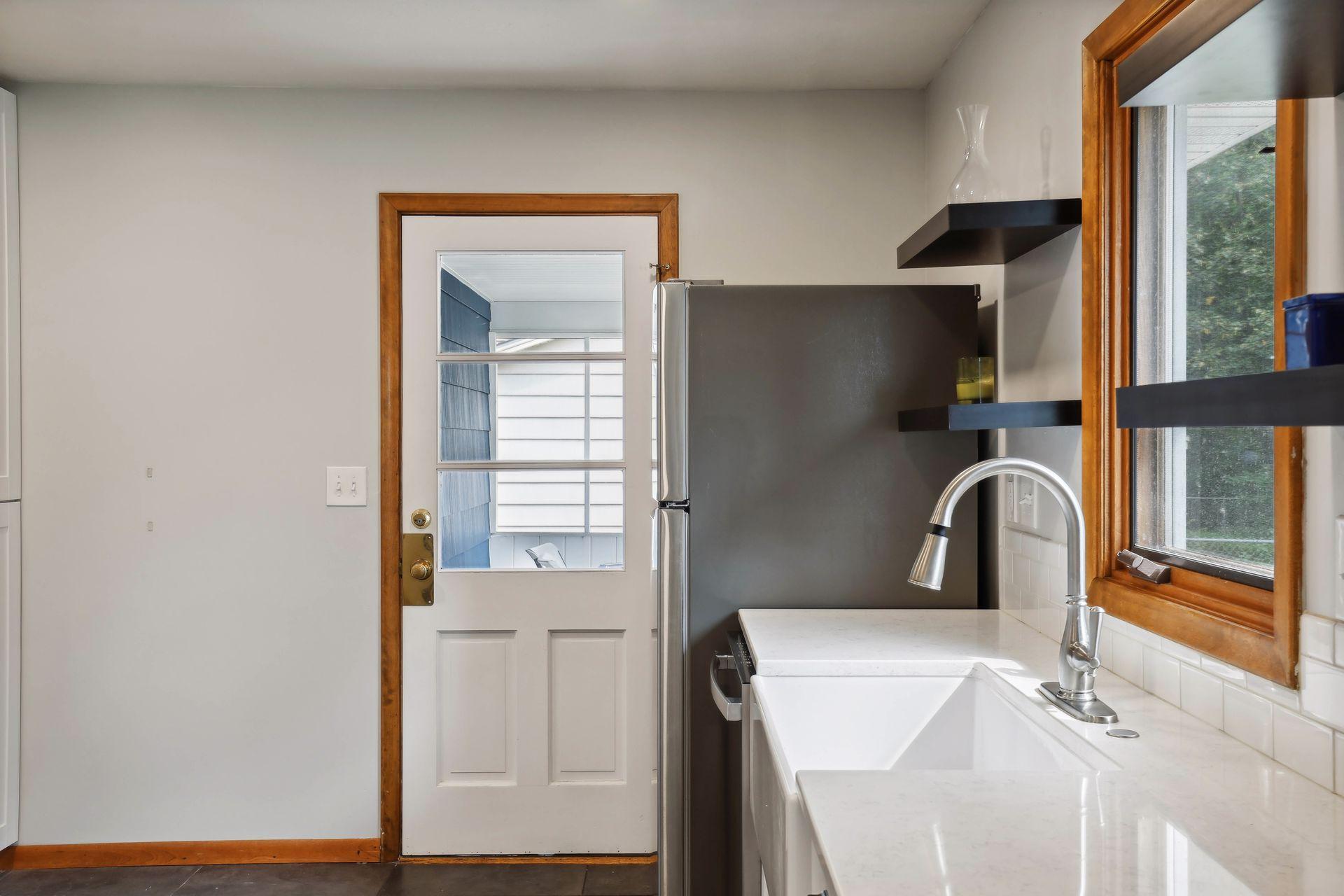 3317 West 87th Street Bloomington, MN 55431 - Photo 11 of 37