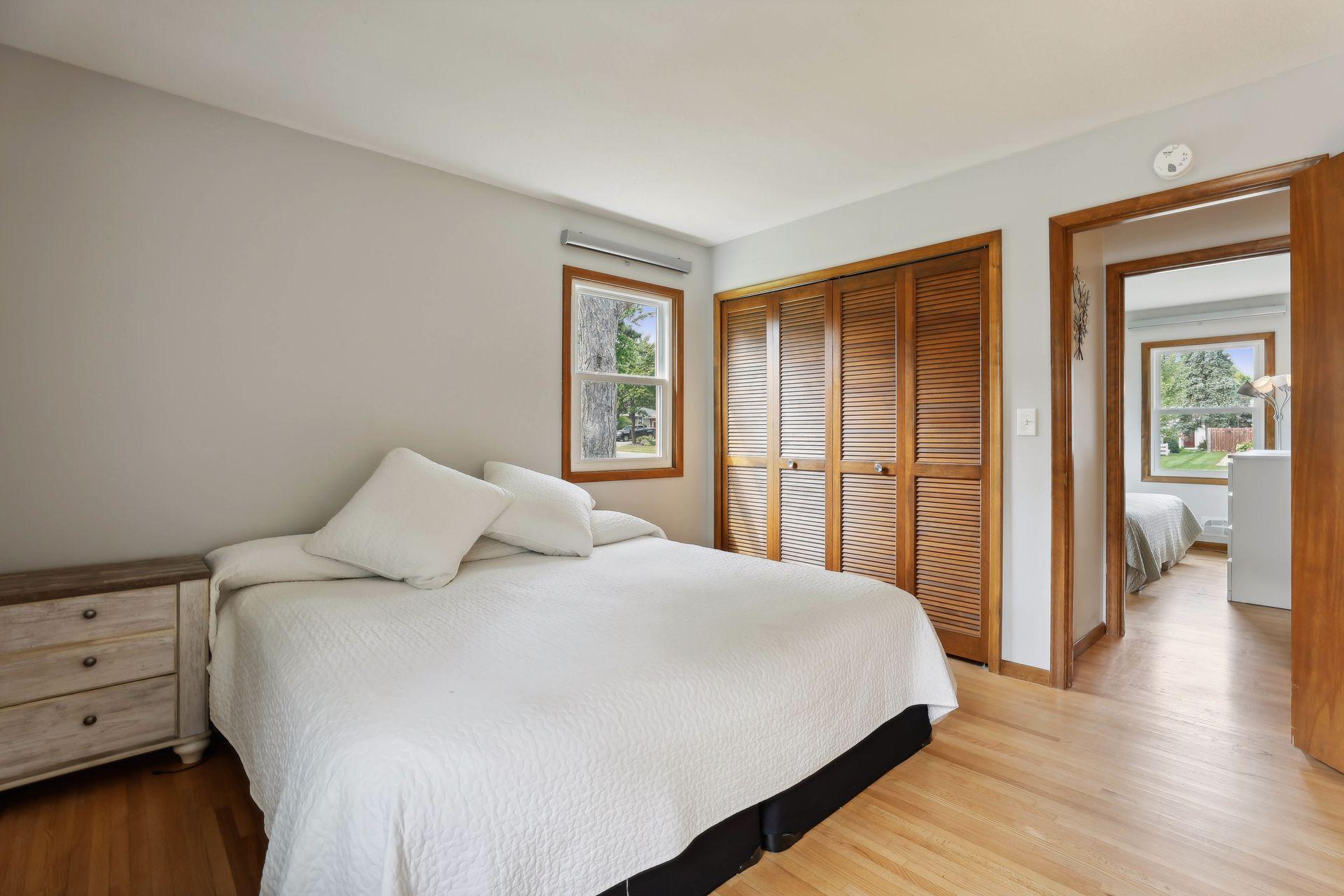 3317 West 87th Street Bloomington, MN 55431 - Photo 16 of 37