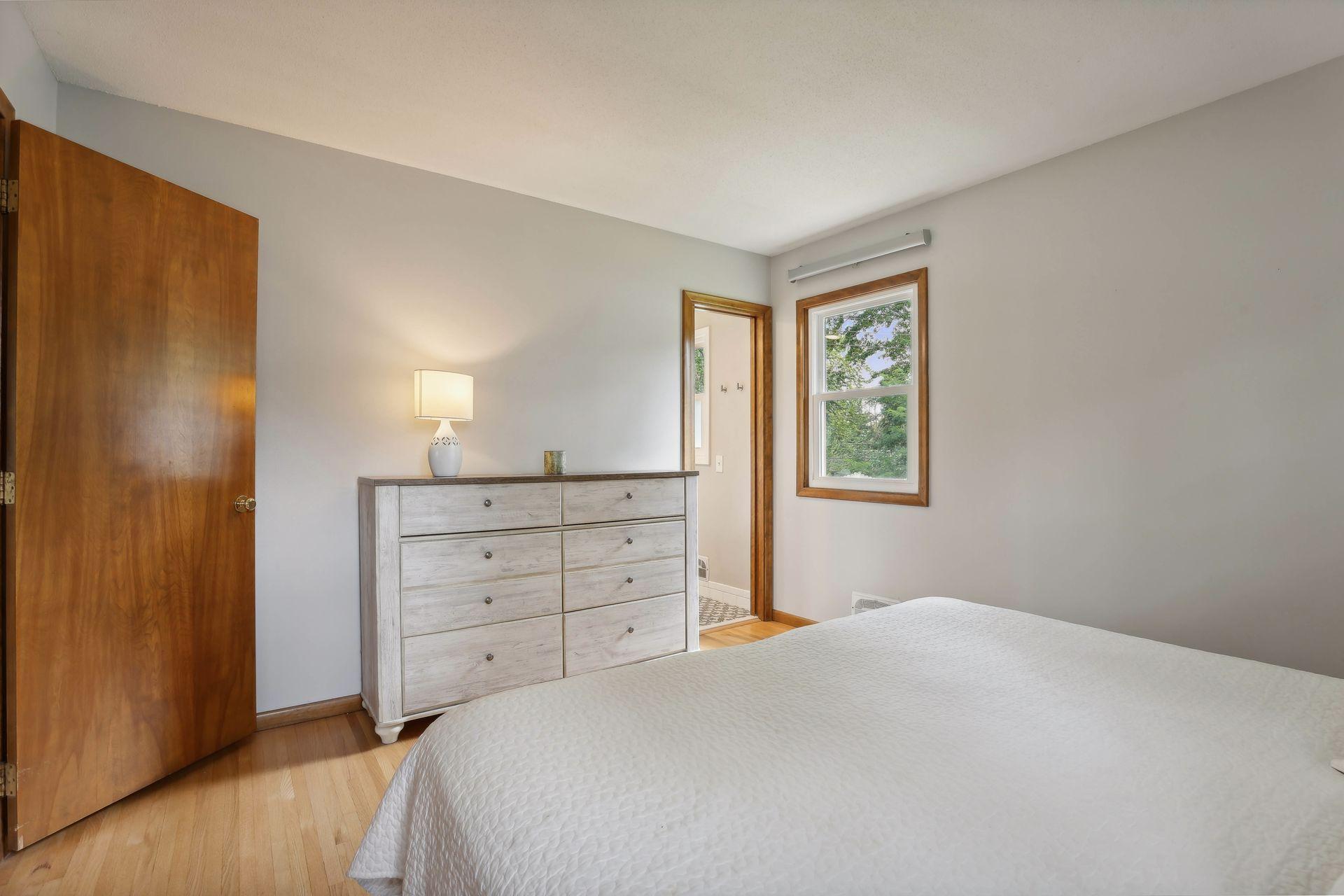 3317 West 87th Street Bloomington, MN 55431 - Photo 17 of 37