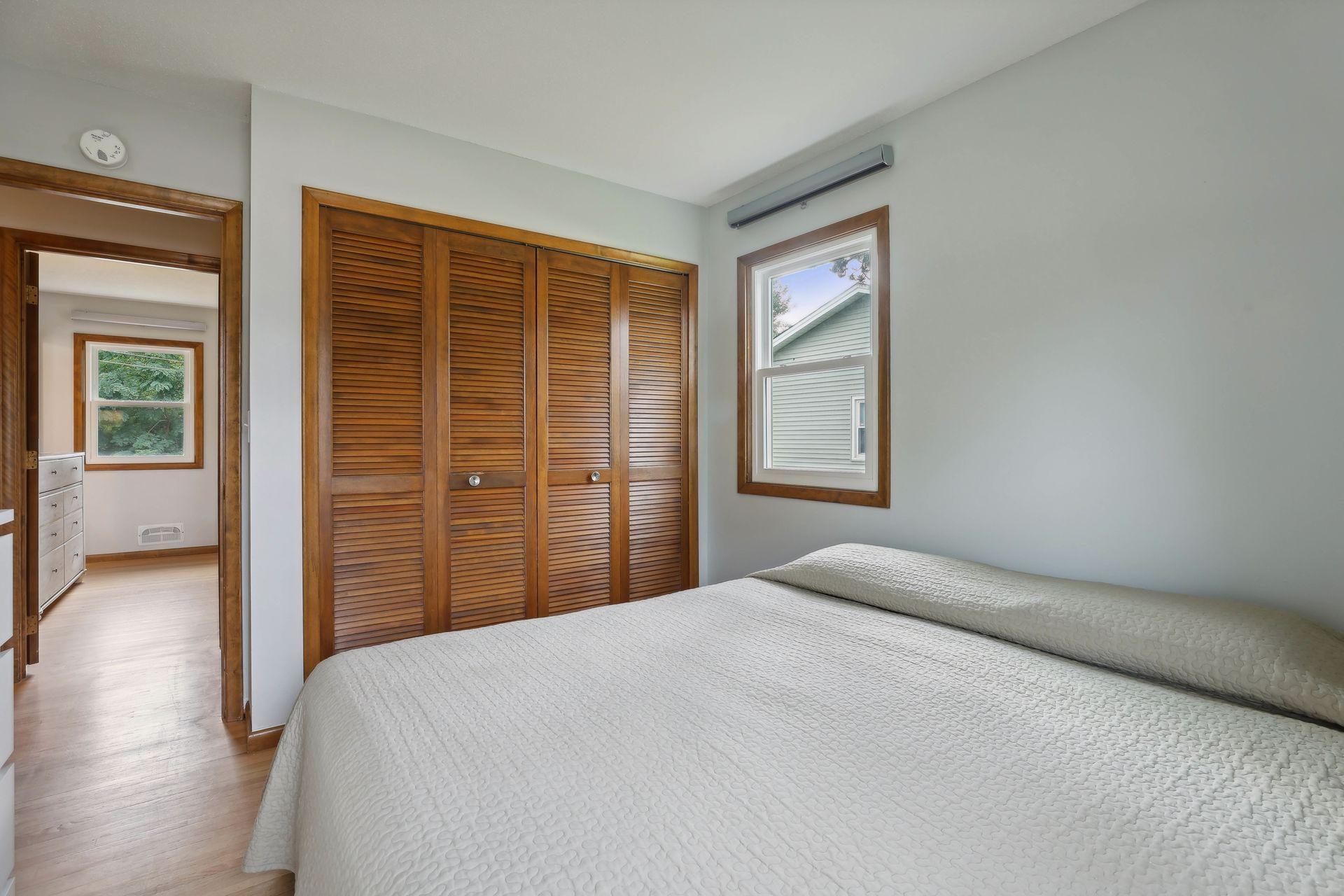 3317 West 87th Street Bloomington, MN 55431 - Photo 20 of 37