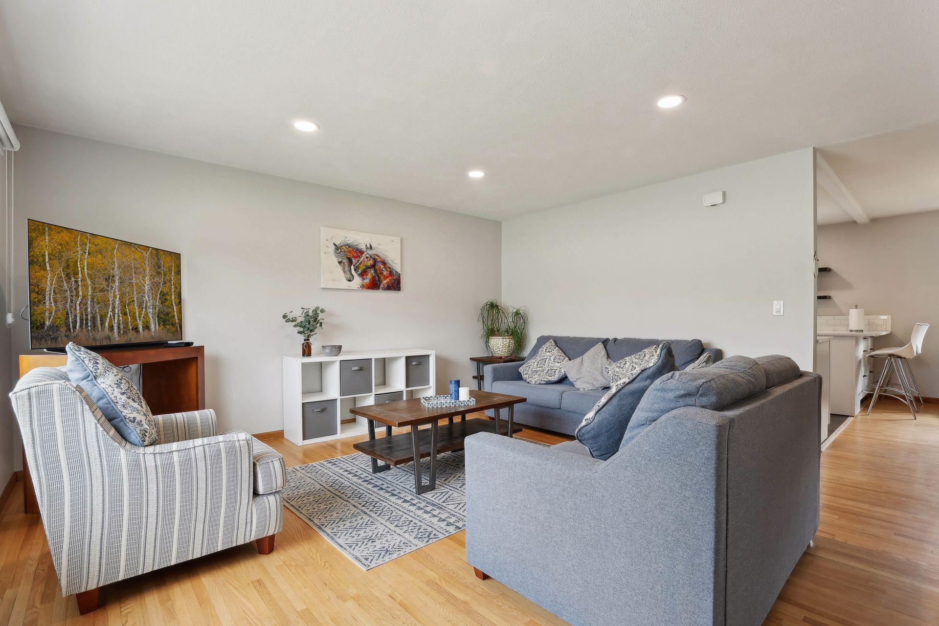 3317 West 87th Street Bloomington, MN 55431 - Photo 3 of 37