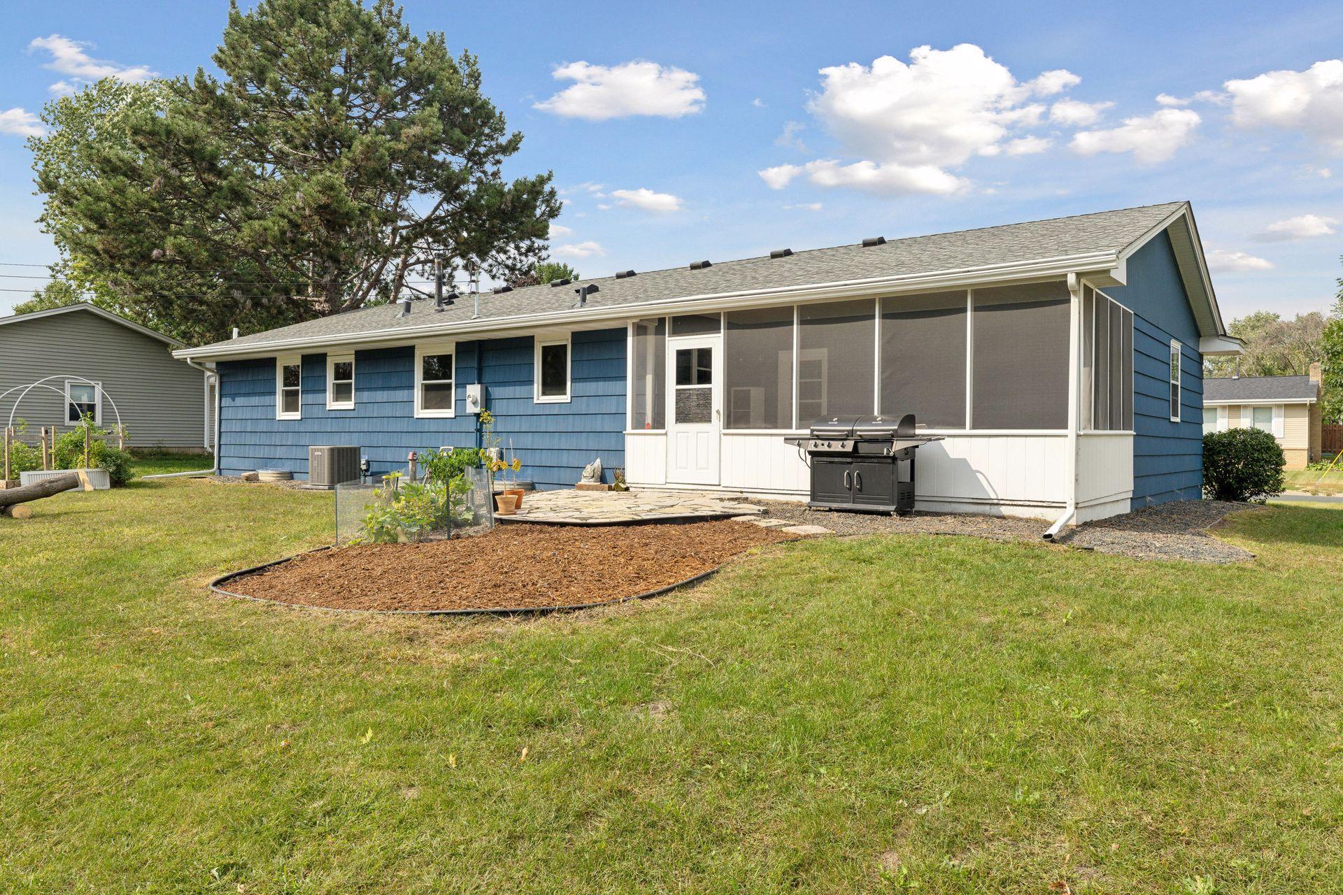 3317 West 87th Street Bloomington, MN 55431 - Photo 32 of 37