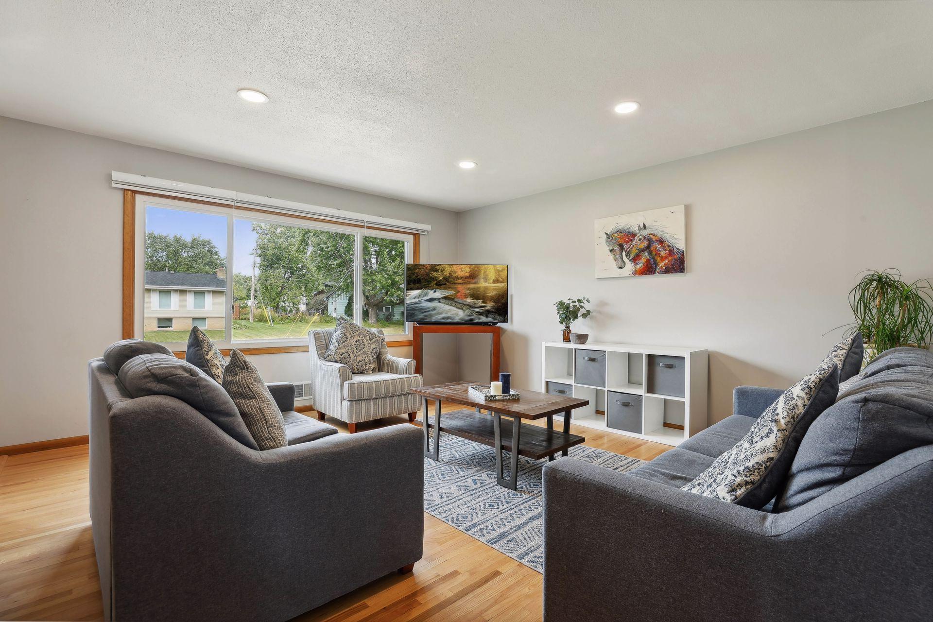 3317 West 87th Street Bloomington, MN 55431 - Photo 5 of 37