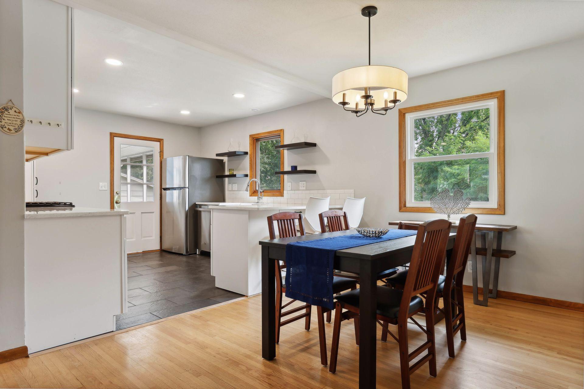 3317 West 87th Street Bloomington, MN 55431 - Photo 7 of 37